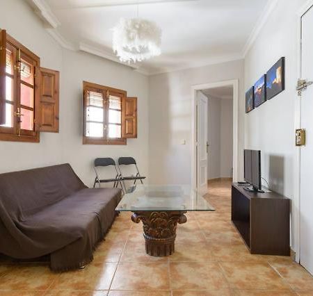 Apartamento Apartamento en pleno centro, WIFI, ideal Granada Exterior foto